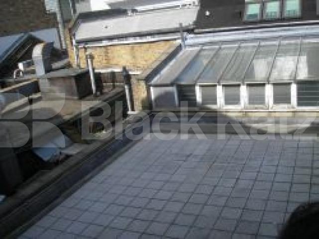 			2 Bedroom, 1 bath, 1 reception Flat			 Camden High Street, CAMDEN NW1